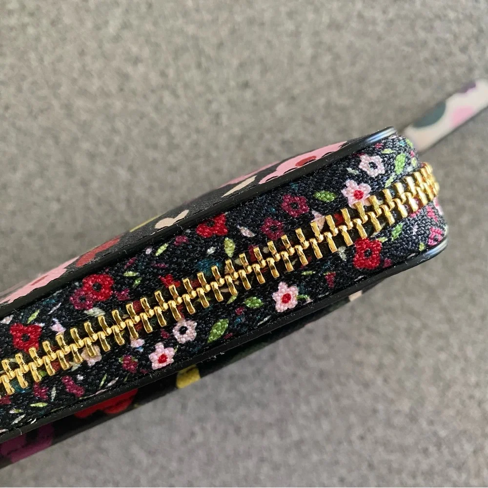 New !! KATE SPADE boho floral wallet ♠️